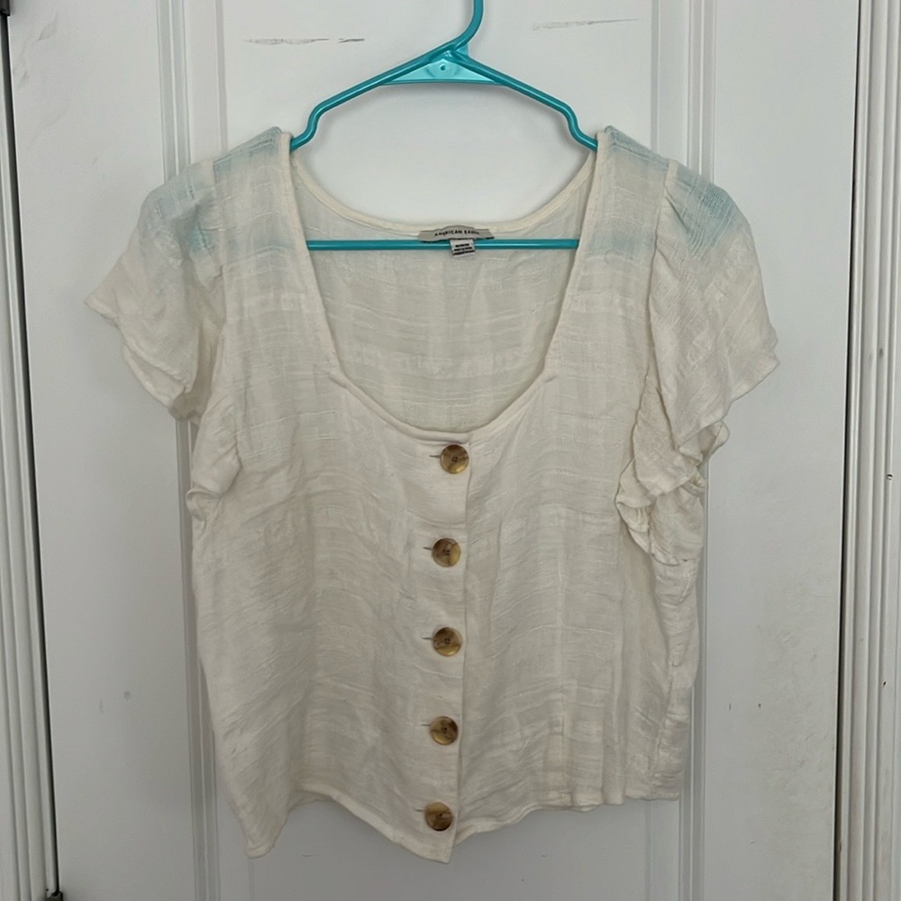 American Eagle Outfitters cream button blouse - size medium